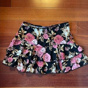 Floral Mini Ruffle Skirt y2k - Black and Pink